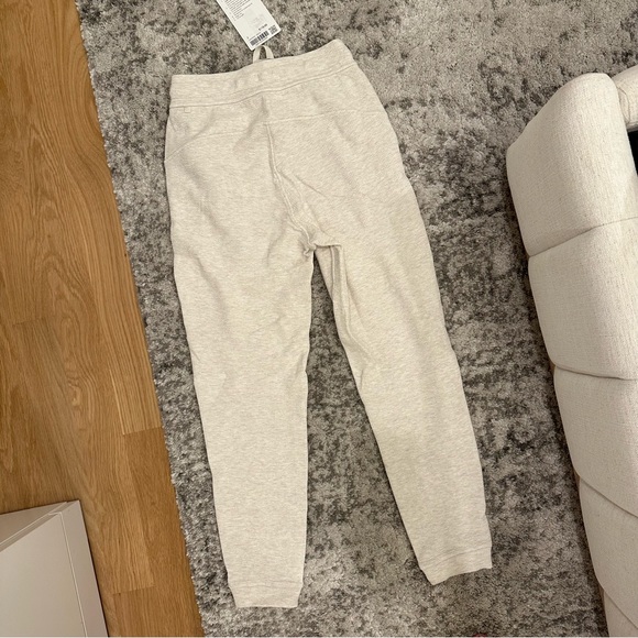 EUC LULULEMON Ribbed High-Rise Jogger 25" *7/8 Length Heathered White Opal 2 - Picture 5 of 10